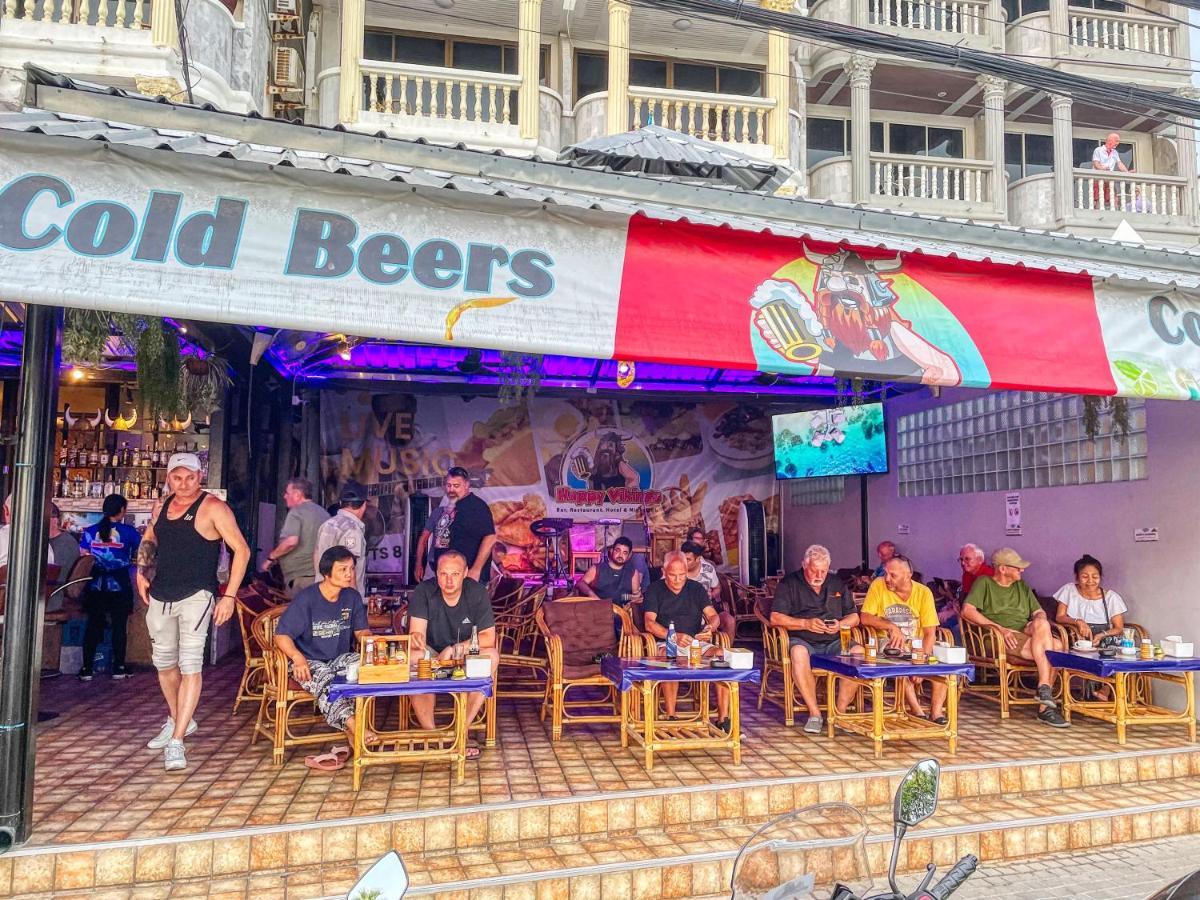 Happy Vikings - Beachfront Jomtien Beach Zewnętrze zdjęcie